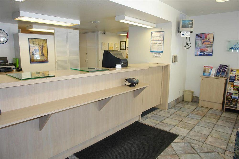 Motel 6-Palm Springs, Ca - Downtown Eksteriør billede